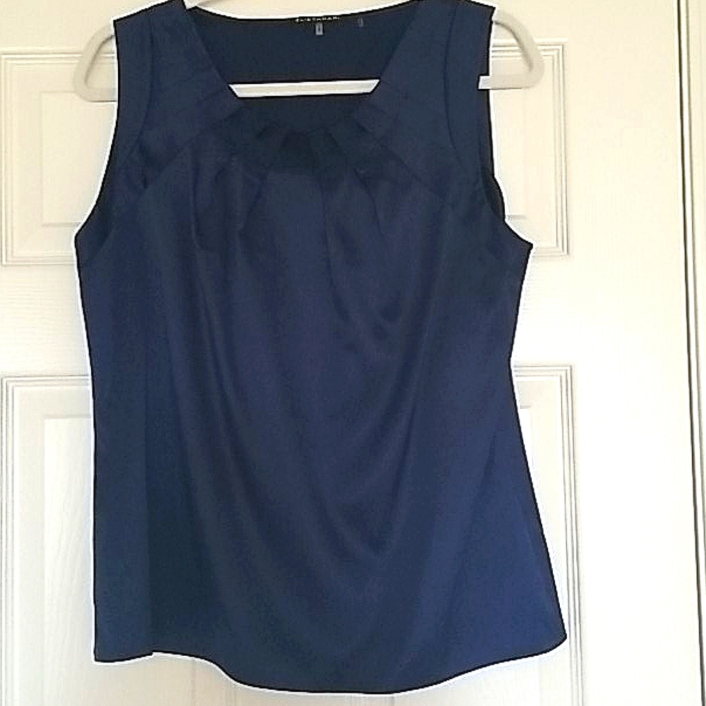 Elie Tahari Silk pleated neck blouse